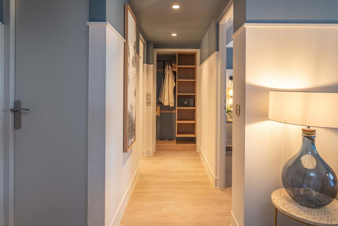 L'appartement - Couloir